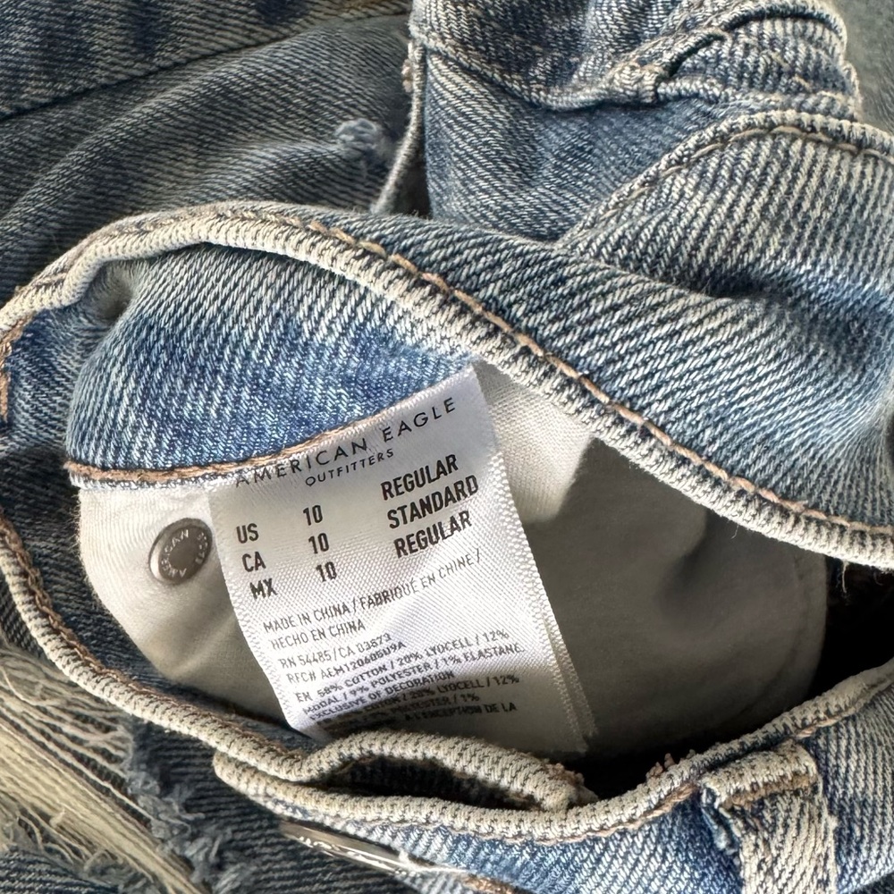 American Eagle Outfitters Blue Boyfriend Jeans Distressed 10 - Picture 4 of 6